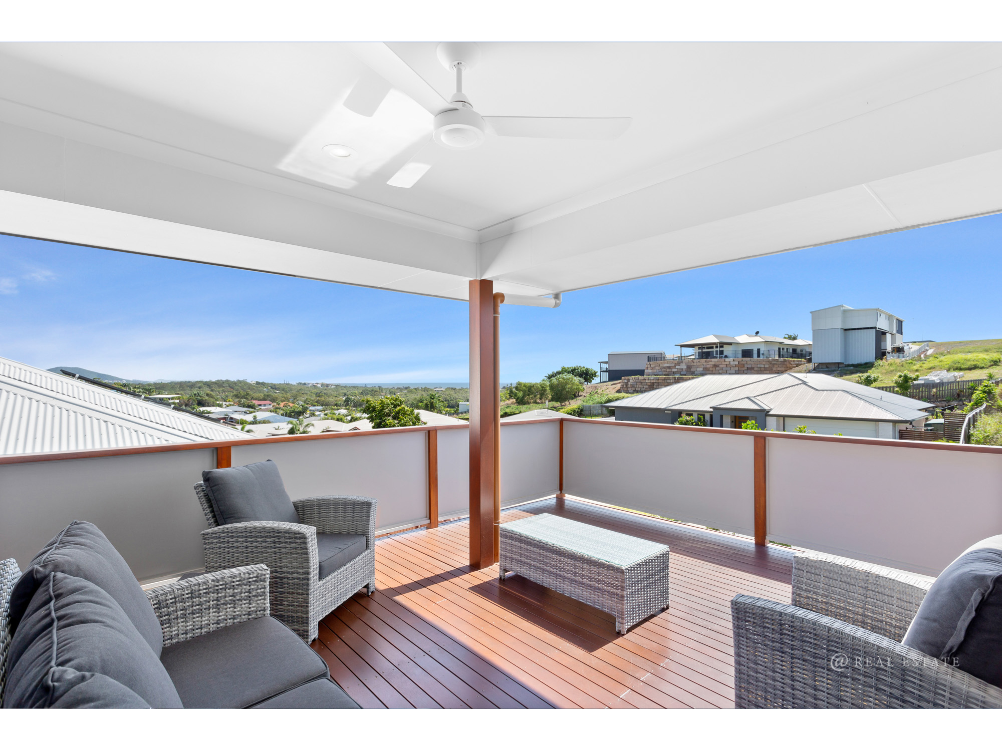 14 Shannons Drive, Lammermoor Real Estate