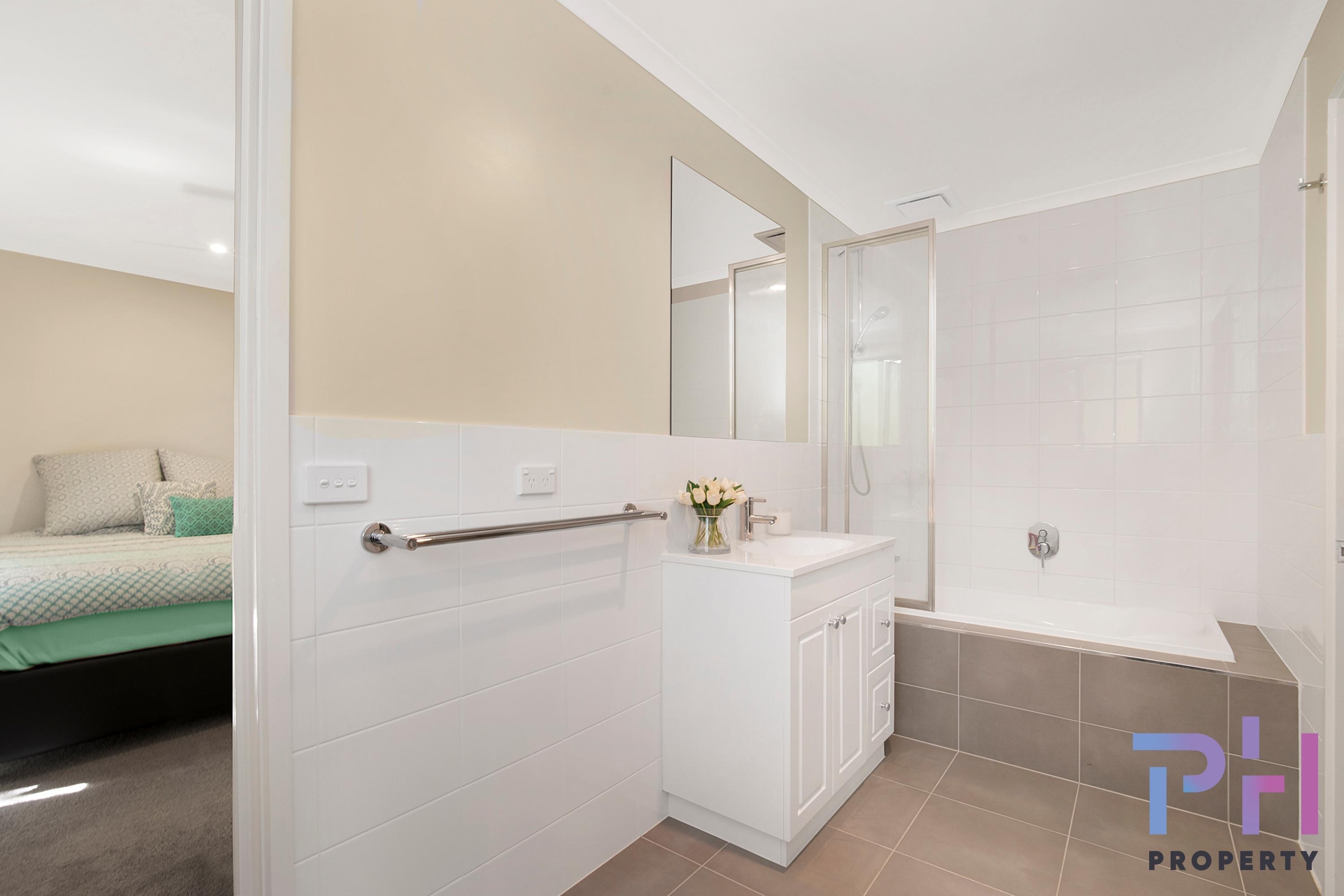 2 / 113 Lansell Terrace, Bendigo PH Property