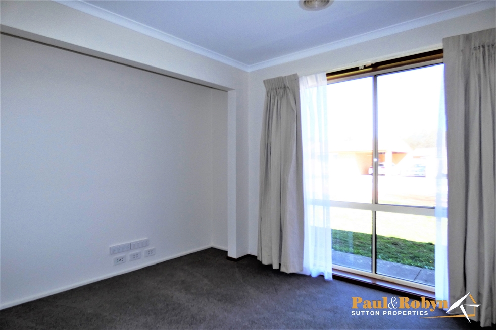 21 / 27 Cromwell Circuit, Isabella Plains Sutton Properties