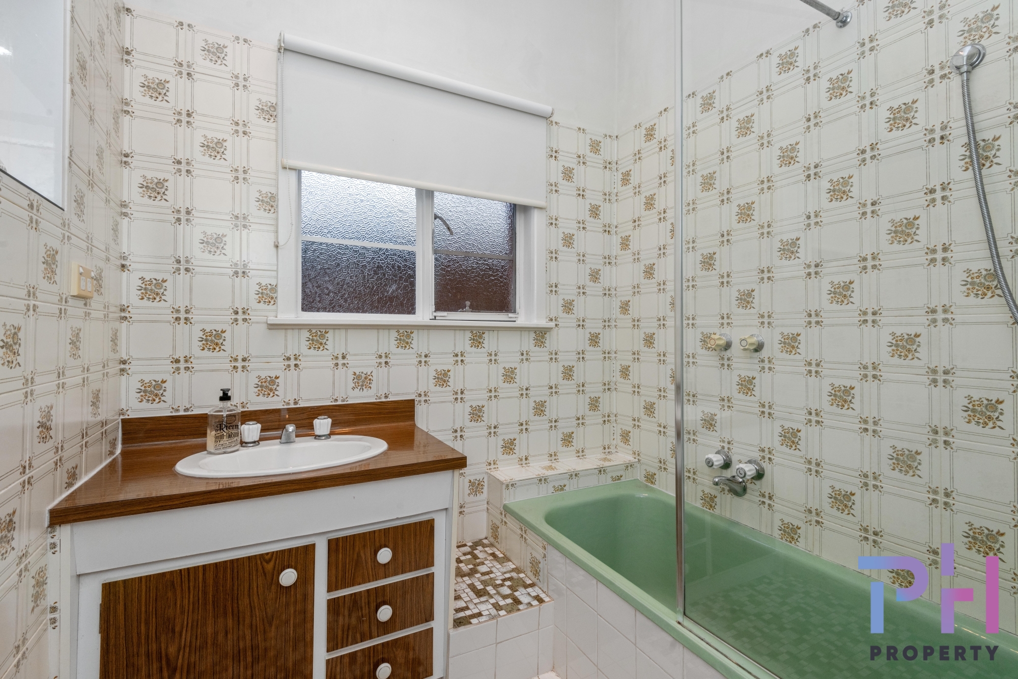 139 Neale Street, Flora Hill PH Property