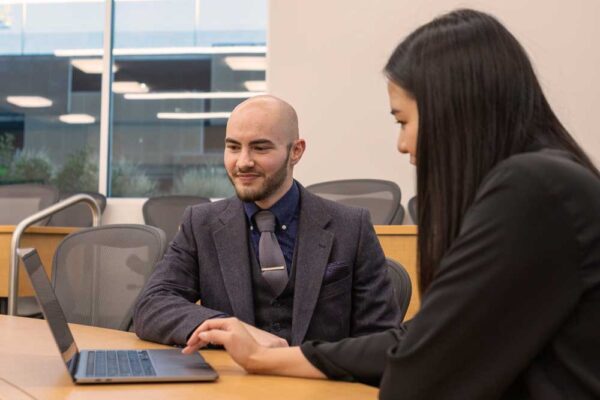 Business-School-Marketing-Graduates-177_1000x667