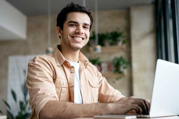 Man-on-laptop-online-office-hours