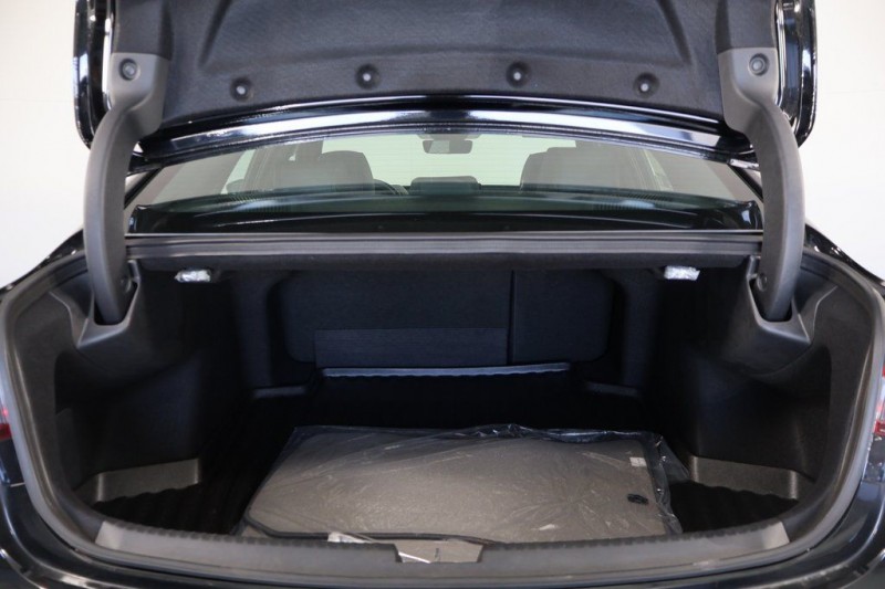 2025 Acura TLX A-Spec Package 19UUB6F54SA001202
