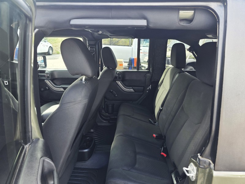 2015 Jeep Wrangler Unlimited Sport 1C4BJWDG8FL761558