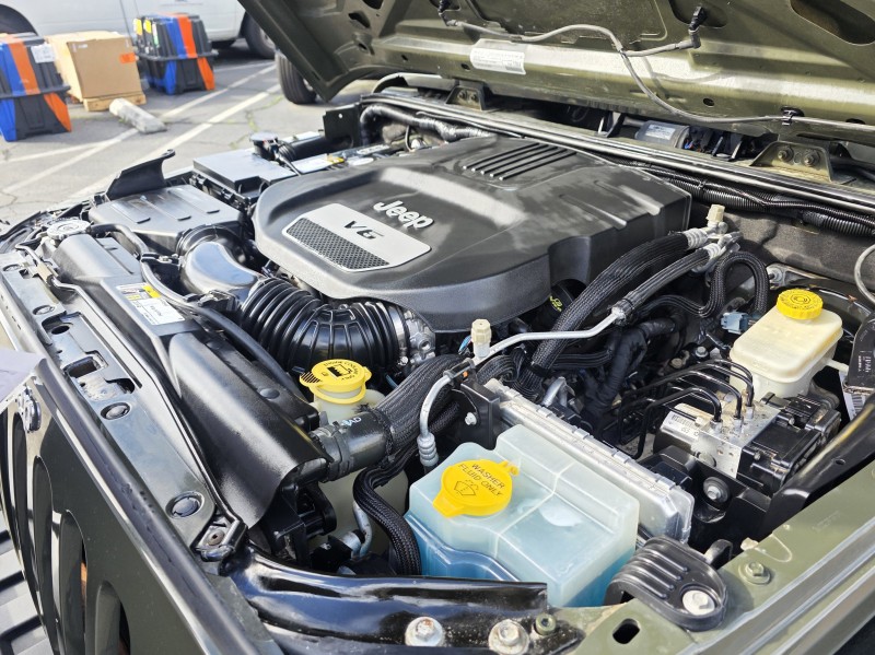 2015 Jeep Wrangler Unlimited Sport 1C4BJWDG8FL761558