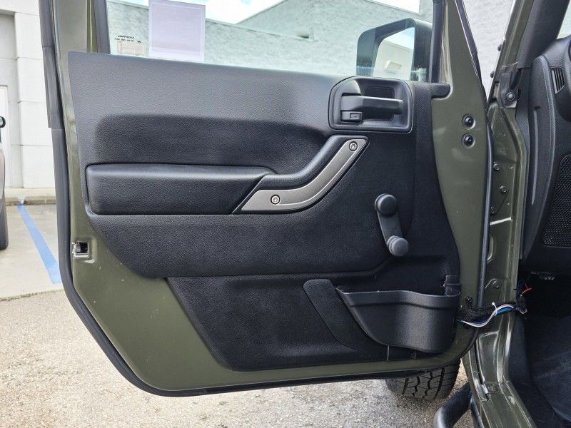 2015 Jeep Wrangler Unlimited Sport 1C4BJWDG8FL761558