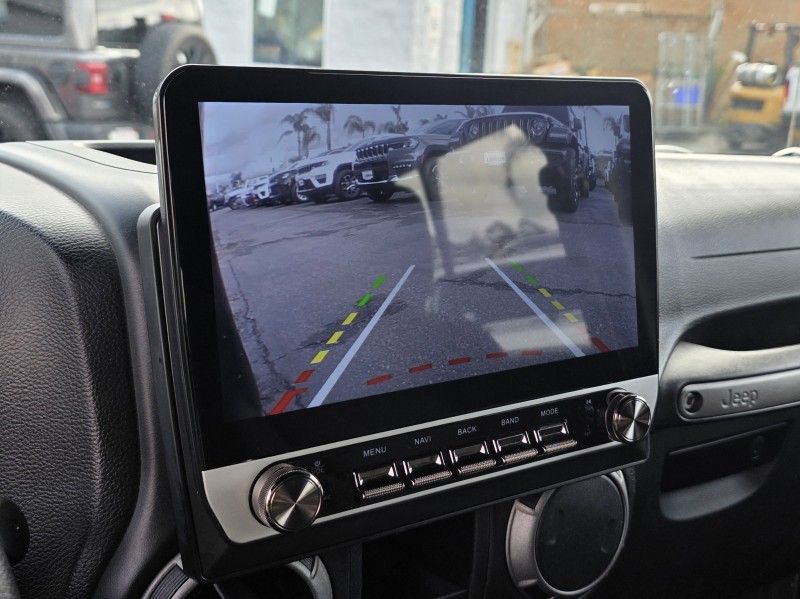 2015 Jeep Wrangler Unlimited Sport 1C4BJWDG8FL761558