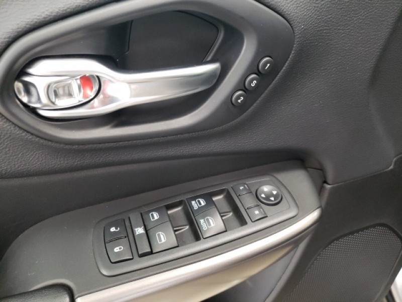 2019 Jeep Cherokee Limited 1C4PJMDX8KD258269 2019 Jeep Cherokee Limited 1C4PJMDX8KD258269