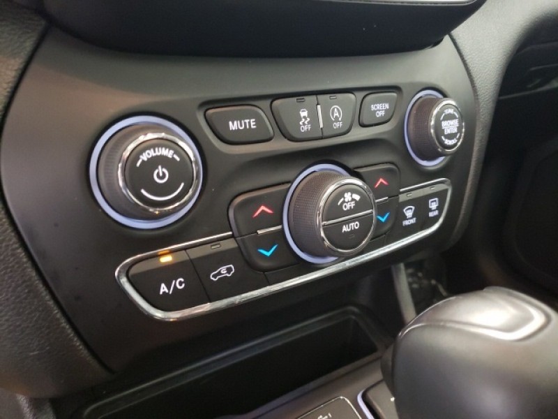 2019 Jeep Cherokee Limited 1C4PJMDX8KD258269 2019 Jeep Cherokee Limited 1C4PJMDX8KD258269