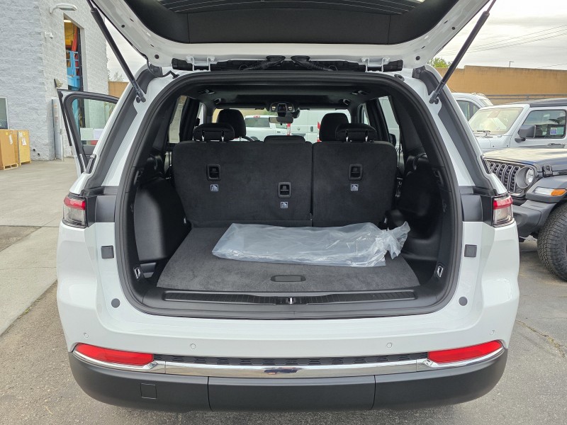 2025 Jeep Grand Cherokee  1C4RJHAG6S8773090