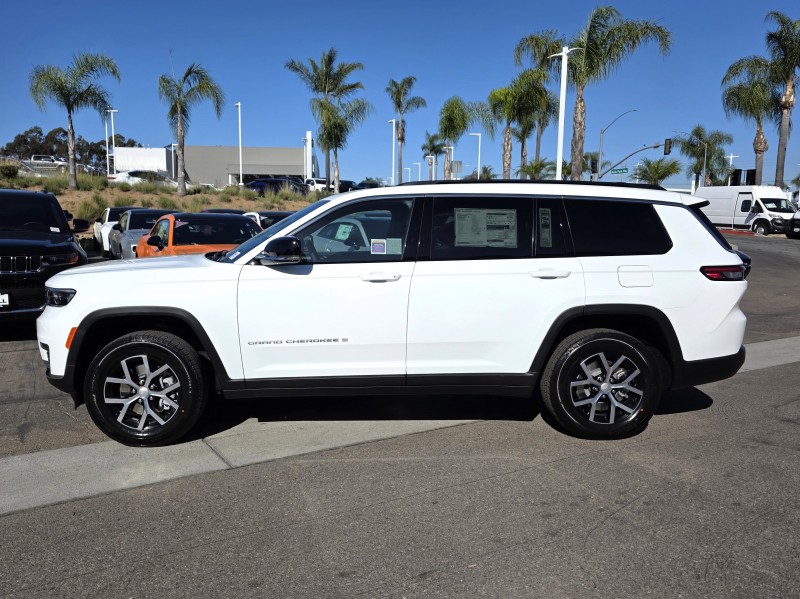 2025 Jeep Grand Cherokee L Limited 1C4RJKBGXS8751783