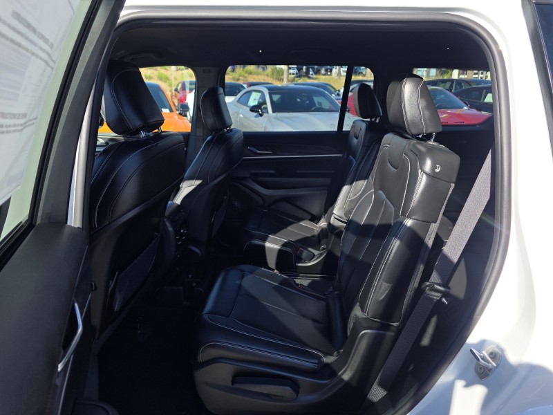 2025 Jeep Grand Cherokee L Limited 1C4RJKBGXS8751783