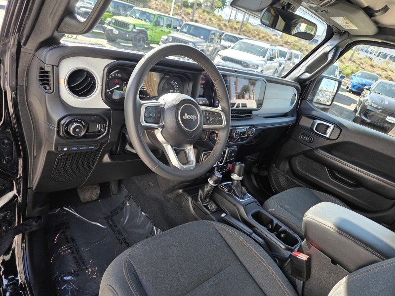 2024 Jeep Wrangler 4xe Sahara 1C4RJXP69RW275156