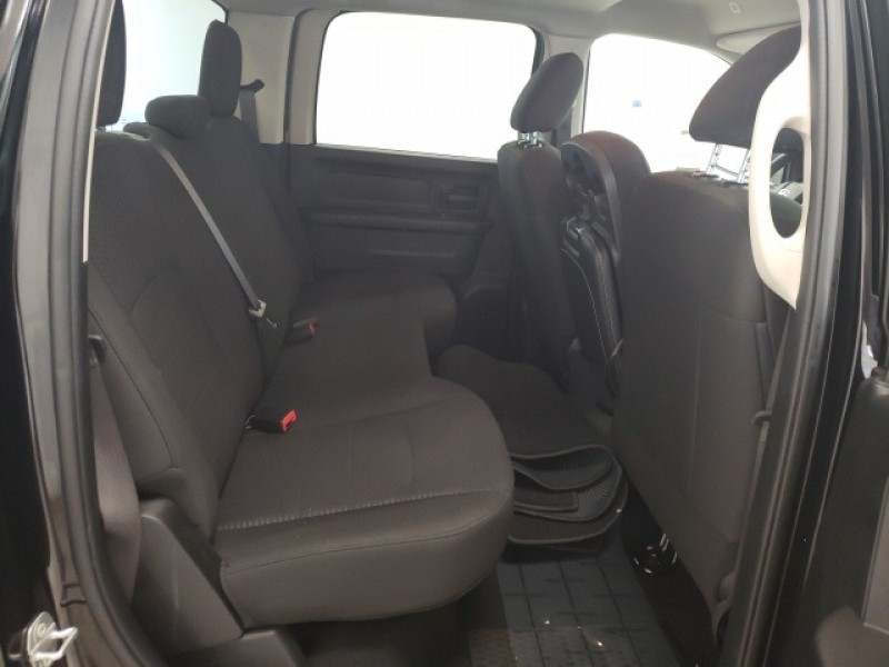 2019 Ram 1500 Classic Express 1C6RR7KT9KS749827 2019 Ram 1500 Classic Express 1C6RR7KT9KS749827