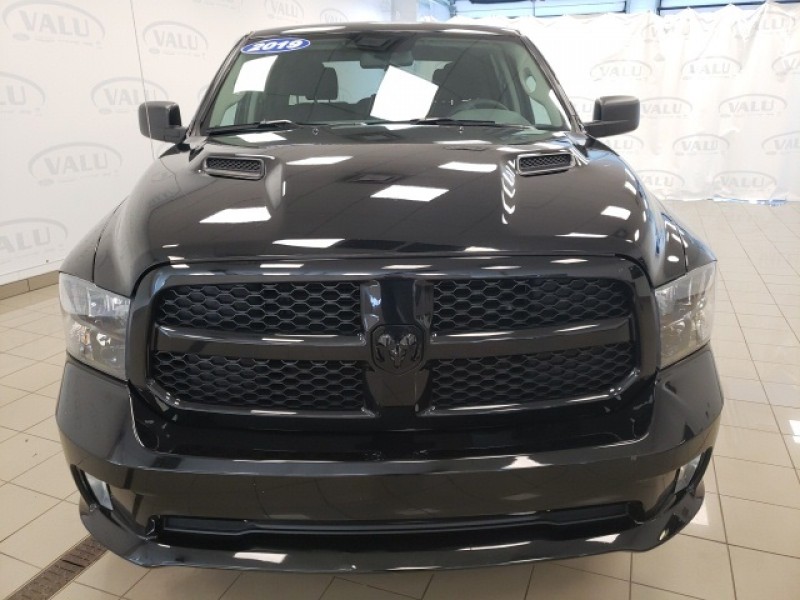 2019 Ram 1500 Classic Express 1C6RR7KT9KS749827 2019 Ram 1500 Classic Express 1C6RR7KT9KS749827
