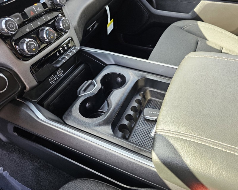 2025 Ram 1500 Big Horn 1C6RREBP1SN612287