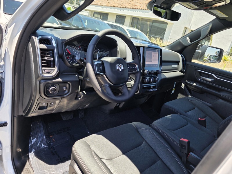 2025 Ram 1500 Big Horn 1C6RREFG1SN772325