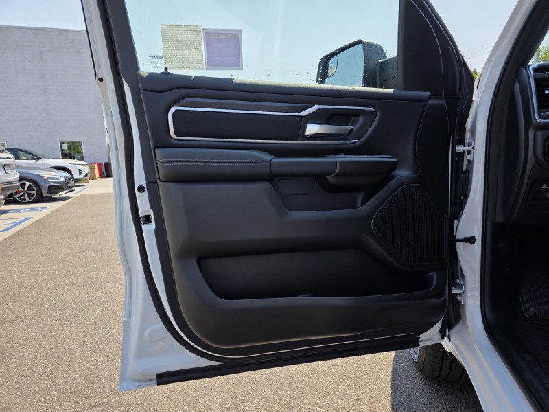 2025 Ram 1500 Big Horn 1C6RREFGXSN772324