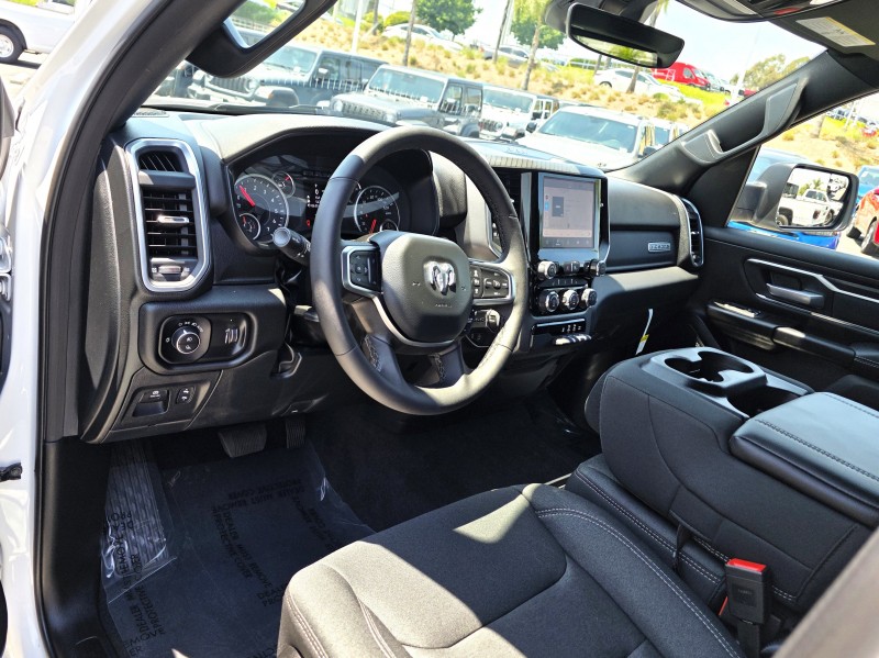 2025 Ram 1500 Big Horn 1C6RREFGXSN772324