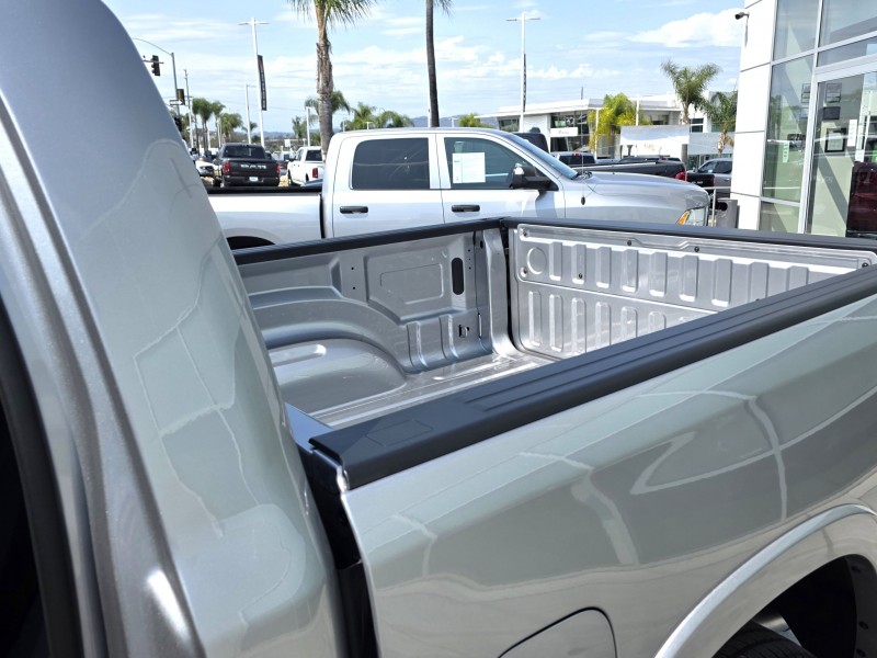 2025 Ram 1500 Big Horn 1C6RREFP8SN740827