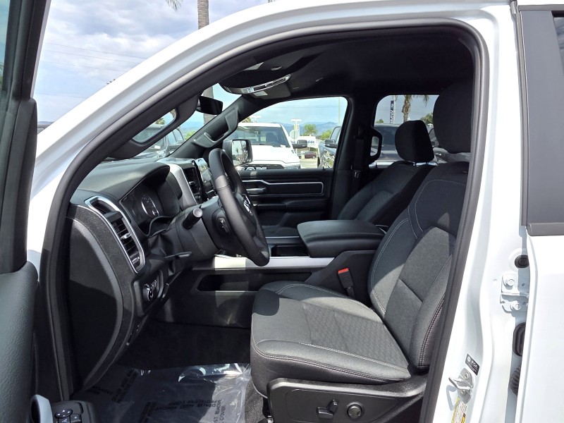 2025 Ram 1500 Big Horn 1C6RREFPXSN770198