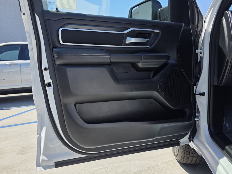 2026 Ram 1500 Big Horn 1C6SRFFP5TN163215