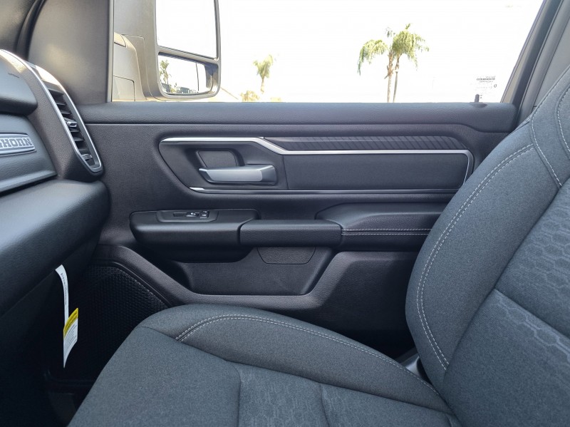 2025 RAM 1500 Big Horn/Lone Star - Photo 13