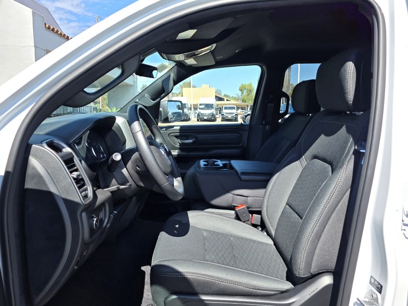 2026 Ram 1500 Tradesman 1C6SRFGP3TN156519