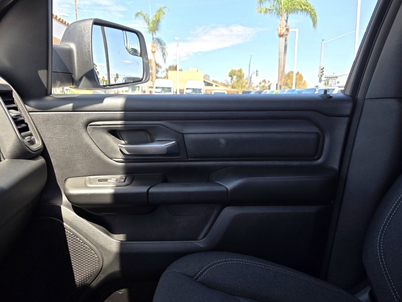 2026 Ram 1500 Tradesman 1C6SRFGP3TN156519