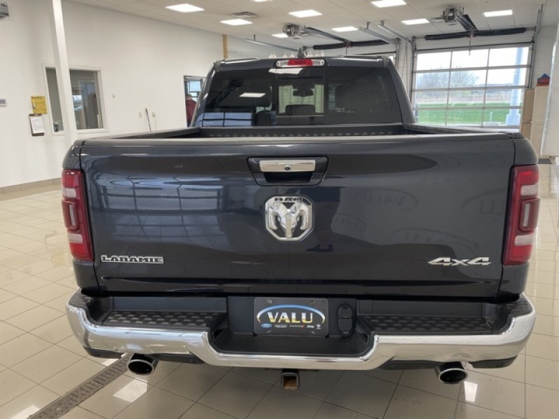 2020 Ram 1500 Laramie 1C6SRFJT5LN233588 2020 Ram 1500 Laramie 1C6SRFJT5LN233588