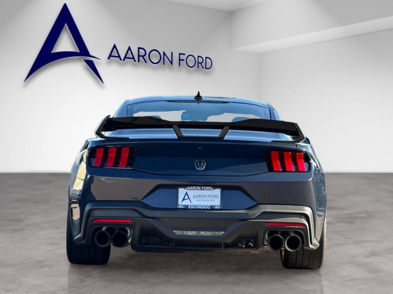 2025 Ford Mustang Dark Horse 1FA6P8R05S5504126