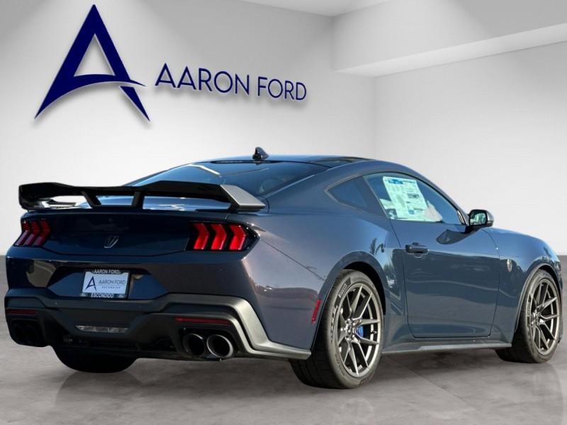 2025 Ford Mustang Dark Horse 1FA6P8R05S5504126