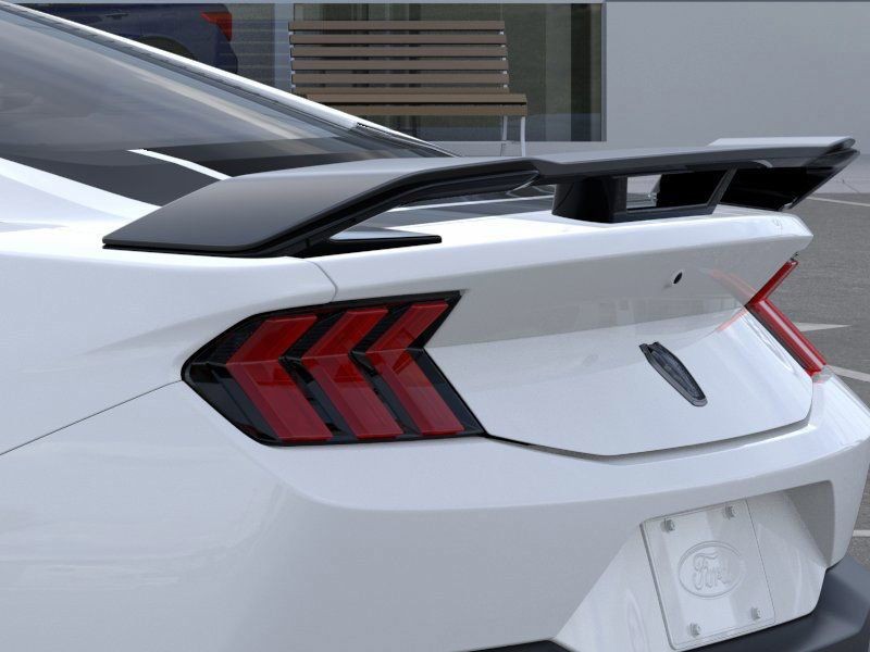 2024 Ford Mustang Dark Horse 1FA6P8R07R5508012