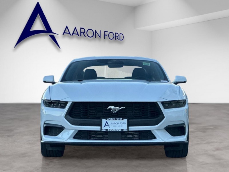 2026 Ford Mustang EcoBoost Premium 1FA6P8TH6T5106035