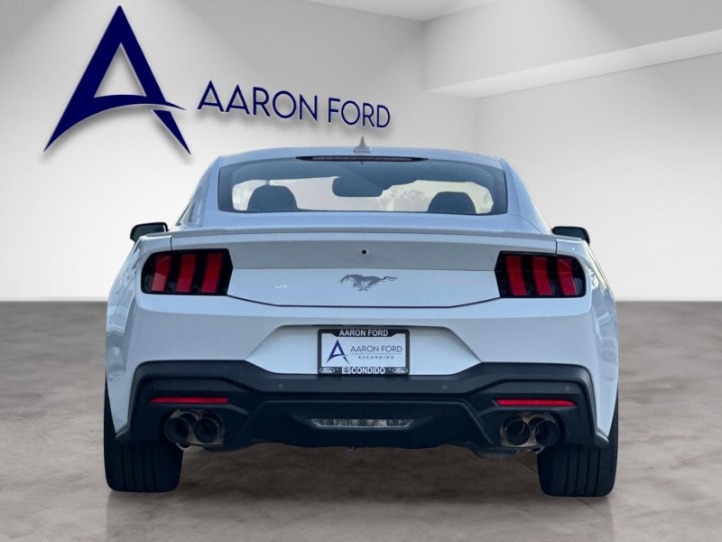 2026 Ford Mustang EcoBoost Premium 1FA6P8TH6T5106035