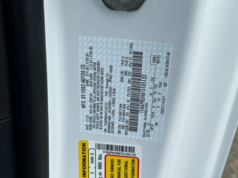 2026 Ford Mustang EcoBoost Premium 1FAGP8UH6T5105132