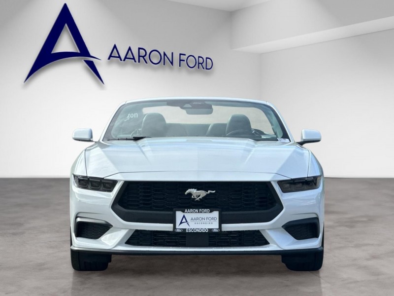 2026 Ford Mustang EcoBoost Premium 1FAGP8UH6T5105132