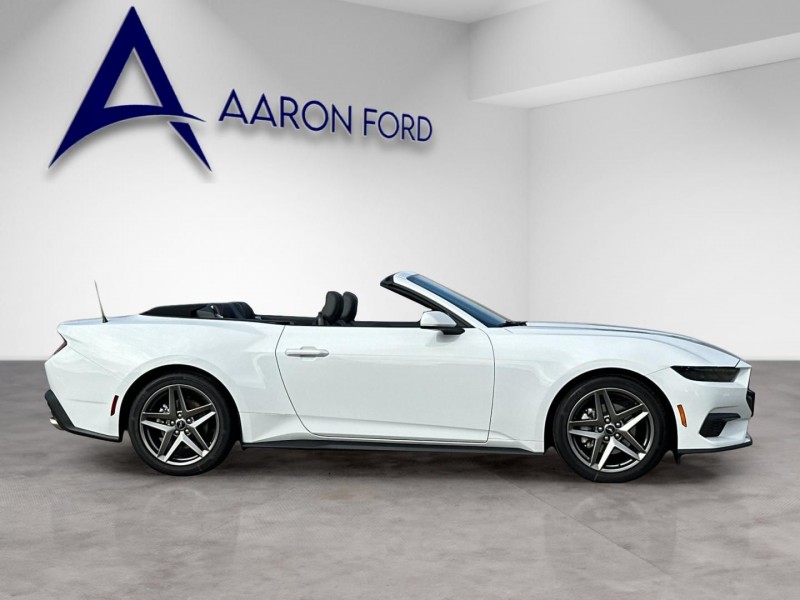 2026 Ford Mustang EcoBoost Premium 1FAGP8UH6T5105132