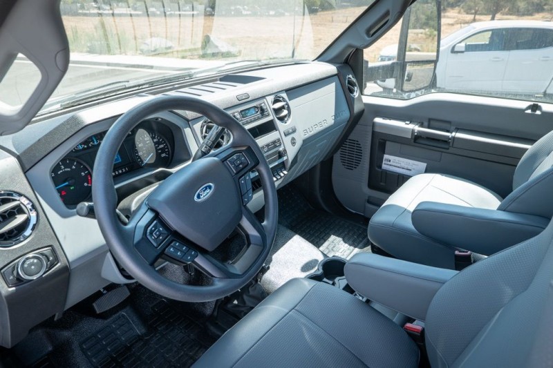 2026 Ford F-650SD Base 1FDNF6AN7TDF02434