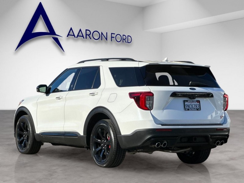 2023 Ford Explorer ST 1FM5K8GC8PGB28496