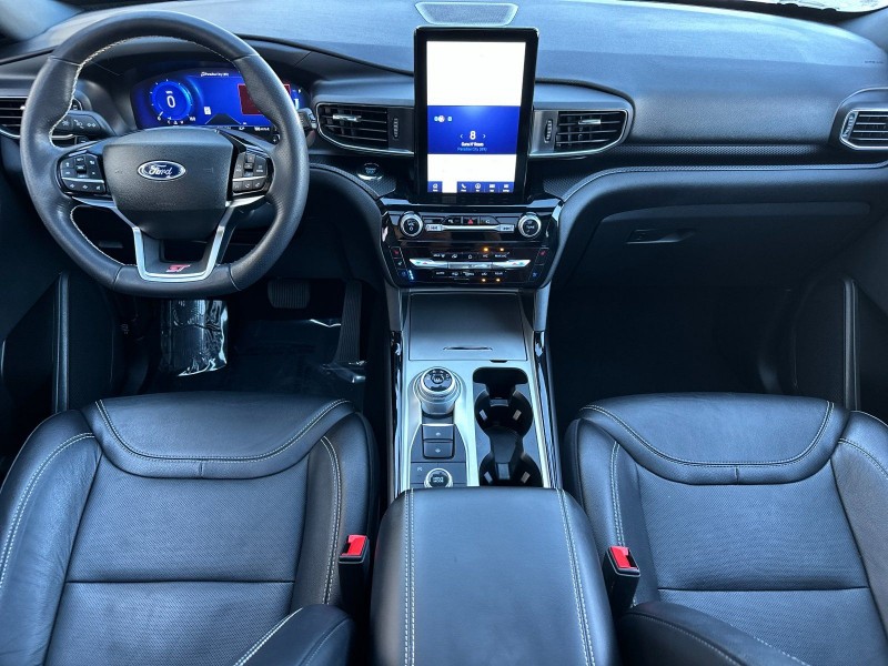 2023 Ford Explorer ST 1FM5K8GC8PGB28496
