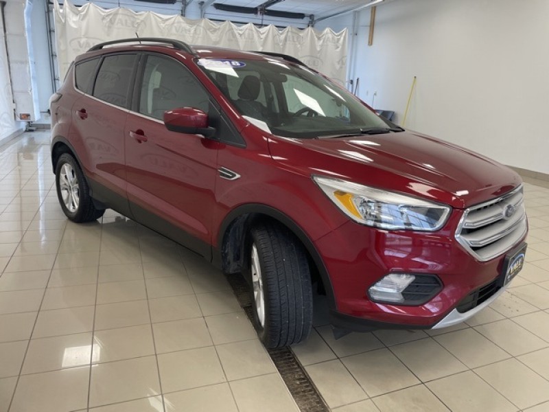 2018 Ford Escape SE 1FMCU9GD7JUA56084 2018 Ford Escape SE 1FMCU9GD7JUA56084