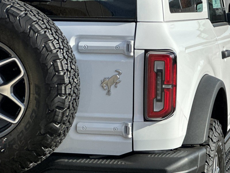 2025 Ford Bronco Badlands 1FMDE9AH2SLB25722
