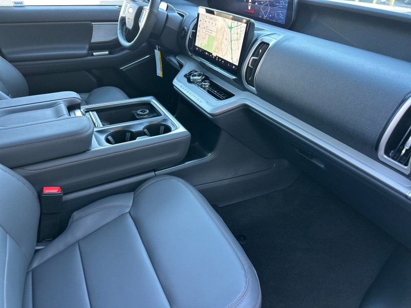 2025 Ford Expedition Active 1FMJU1J85SEA71988