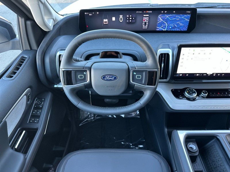 2025 Ford Expedition Active 1FMJU1J85SEA71988