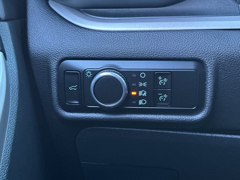 2023 Ford Explorer XLT - Photo 32