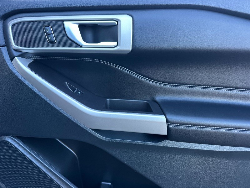 2023 Ford Explorer XLT - Photo 21