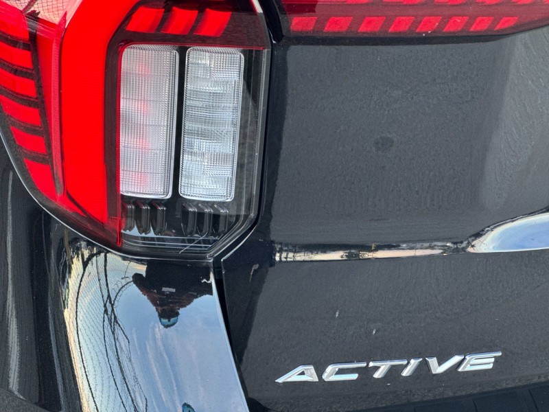 2026 Ford Explorer Active 1FMUK7DH0TGA06523