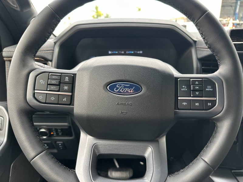 2025 Ford F-150 Lightning Lariat 1FT6W5L71SWG30351