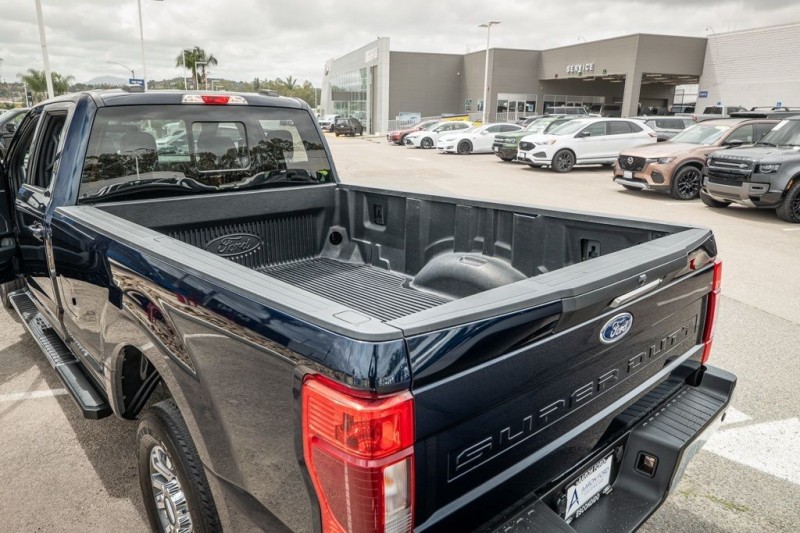 2022 Ford F-350SD Lariat 1FT8W3A60NEG41259